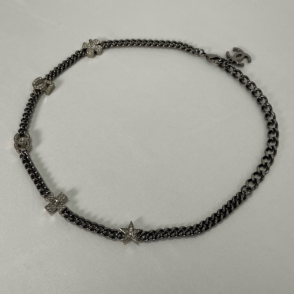 Authentic Ruthenium Chanel CC Lucky Symbols Chocker Necklace Silver Charms - Picture 4 of 10